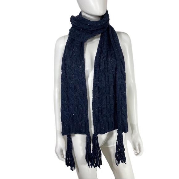 Hollister Navy Blue Cable Knit Warm Fringe Scarf - Picture 1 of 5